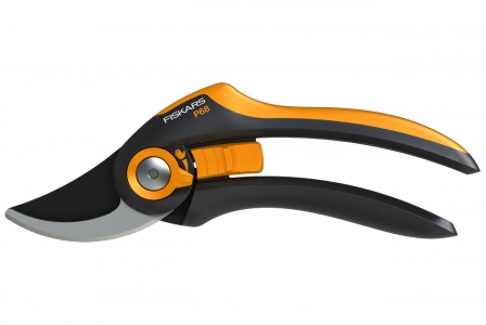 Секатор Fiskars плоскостной SmartFit Р68   111610/1001424