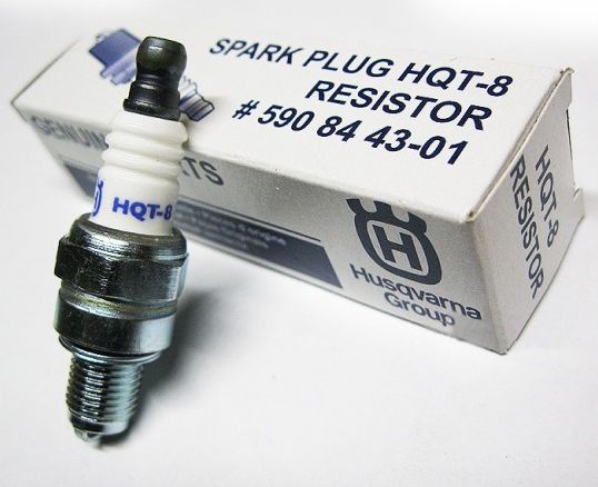 Свеча зажигания Husqvarna HQT-8     5908443-01