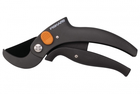 Секатор Fiskars контактный с рычажным приводом   111330 / 1001532