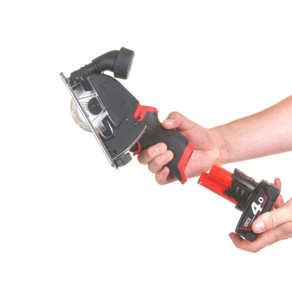 Отрезная машина Milwaukee M12 FCOT-422X FUEL аккумуляторная