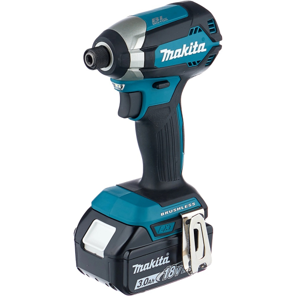 Шуруповерт аккумуляторный Makita DTD 153 RFE