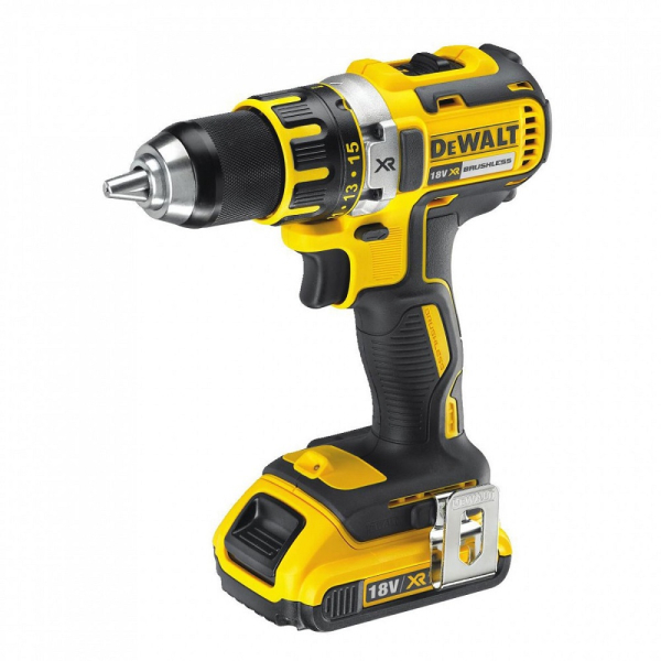 Дрель аккумуляторная DEWALT  DCD 790 D2  18v 2.0Ah Li-Ion
