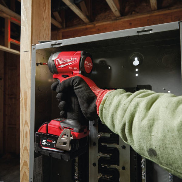 Винтоверт Milwaukee M18 FUEL FID3-0X аккумуляторный