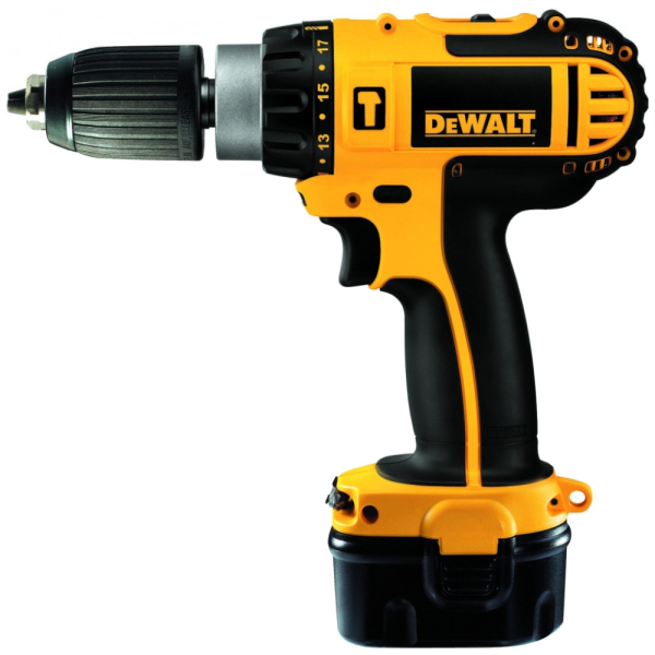 Дрель аккумуляторная DEWALT  DC  745  KB