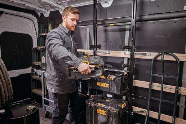 Ящик модульный DEWALT TOUGH SYSTEM DS 400 большой   DWST83342-1