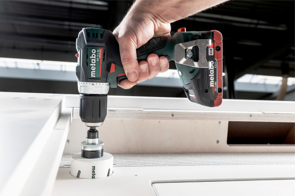 Дрель аккумуляторная Metabo BS 18 L BL