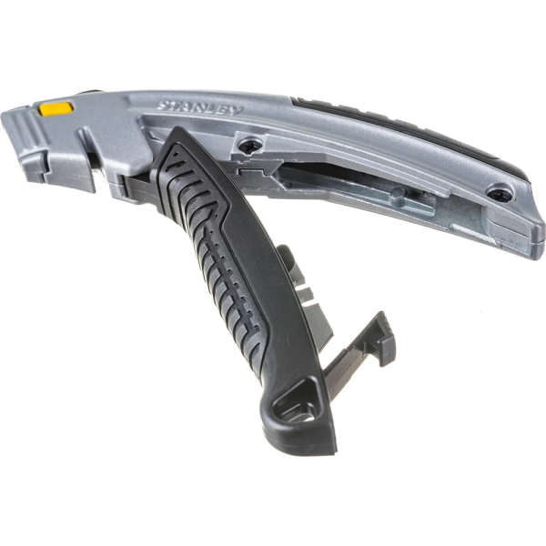 Нож STANLEY DYNAGRIP фронтальная загрузка 180мм     0-10-788