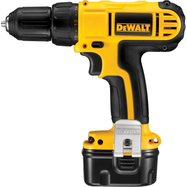 Дрель аккумуляторная DEWALT  DC  740  KAТ