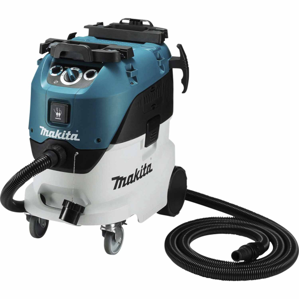 Пылесос Makita VC 4210 M
