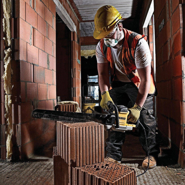 Пила ножевая DEWALT DWE 397