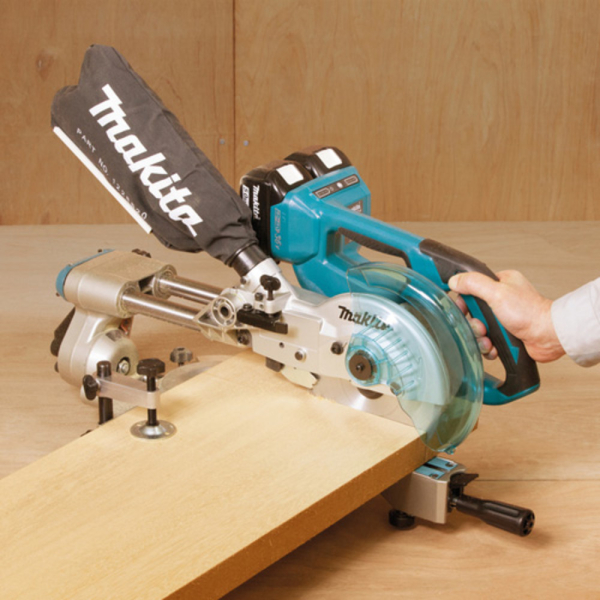 Пила торцовочная  Makita  DLS  714  NZ