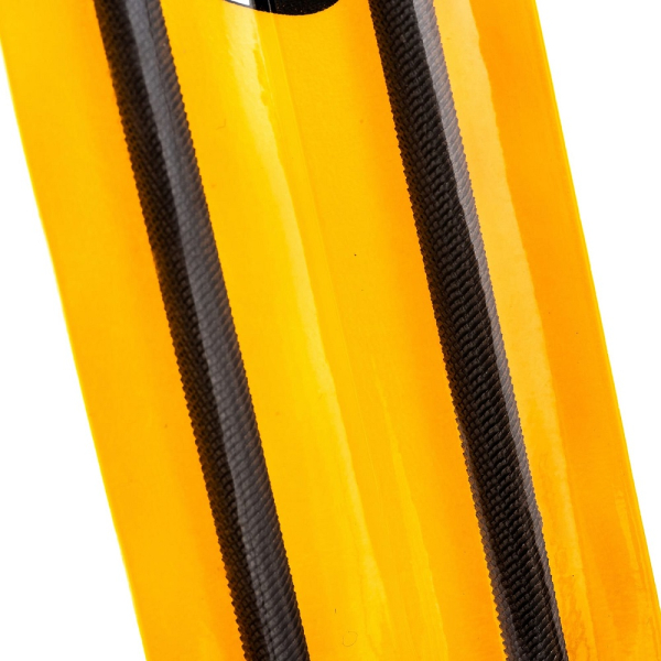 C8032 3