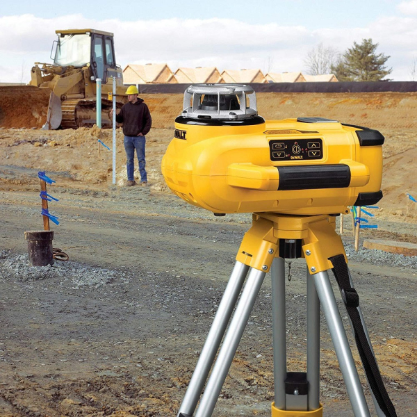 Штатив DEWALT DE 0736 для лазерных уровней