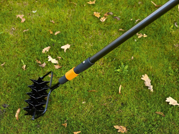 Насадка-культиватор Fiskars QuikFit звездочный   1000689