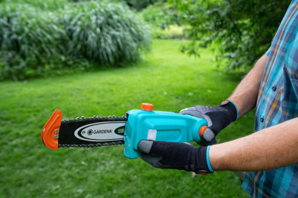 Ножницы для живой изгороди GARDENA телескопические TCS 20/18V P4A   14770-20.000.00