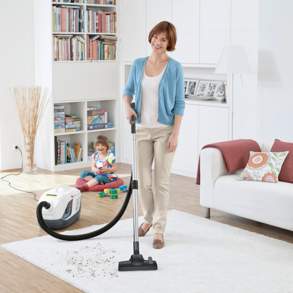 Пылесос Karcher с аквафильтром DS 6 Premium MediClean   1.195-241