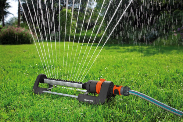 Дождеватель осциллирующий Gardena Aqua M     18702-20.000.00