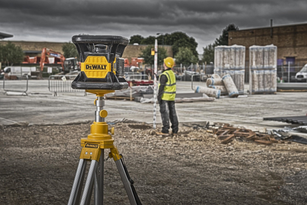 Лазерный уровень DEWALT DCE074D1R